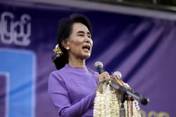 Aung San Suu Kyi au Parlement